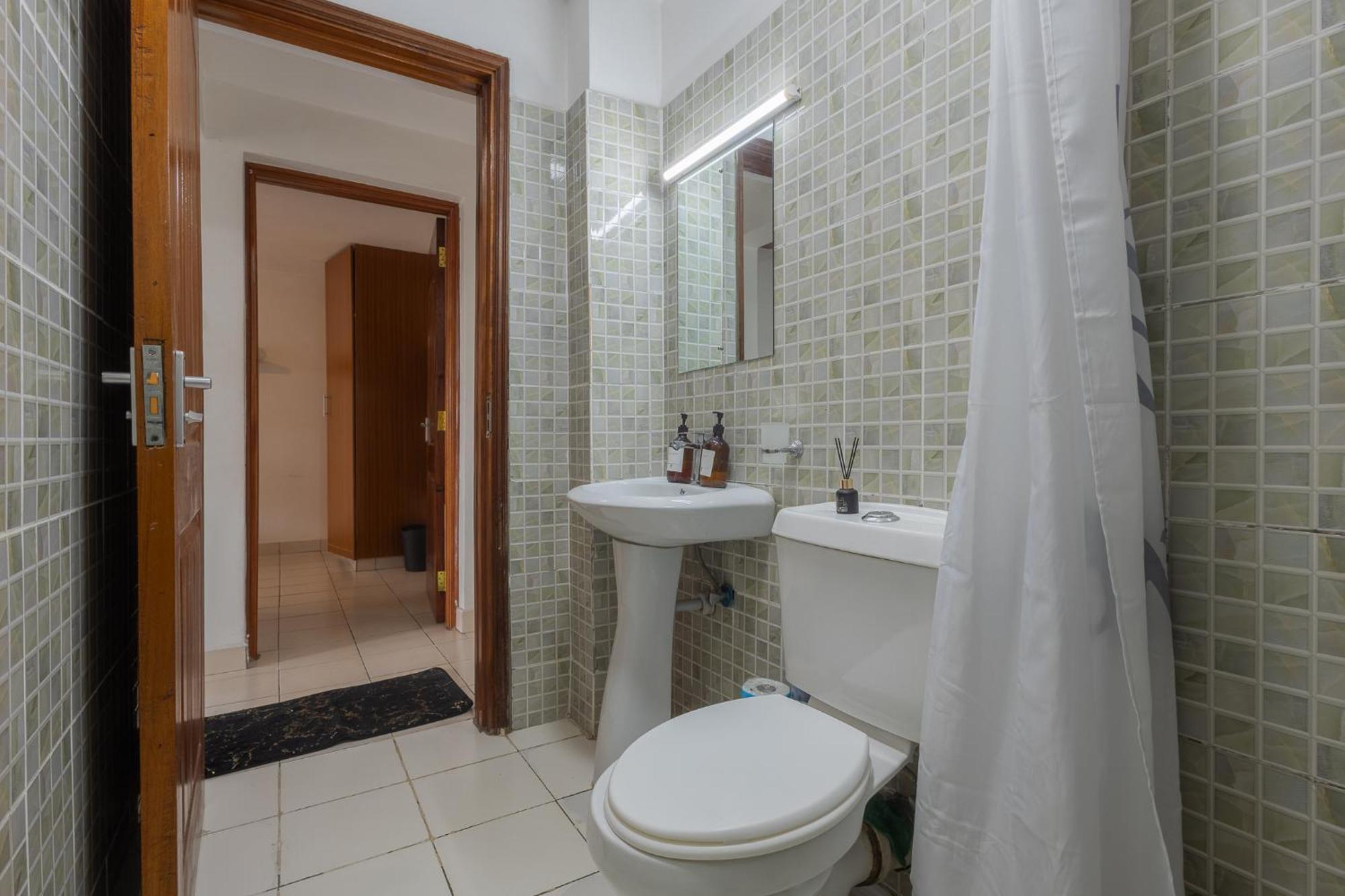 Furnished 1 Bedroom Apartment In Nairobi. 15 Mins To Cbd. Free Wi-Fi & Parking Dış mekan fotoğraf